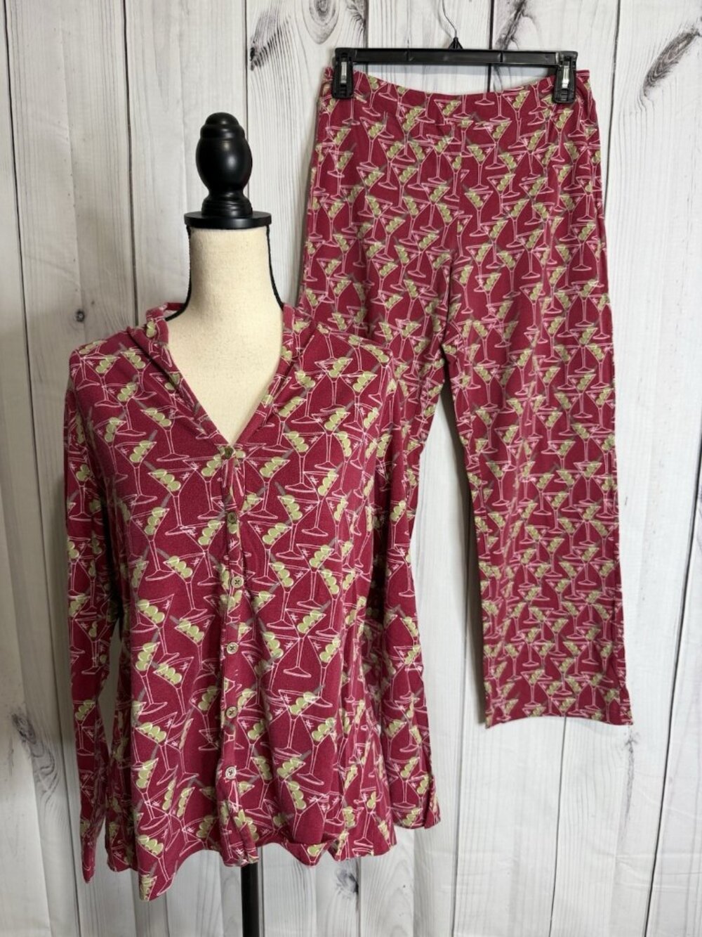 Soma Personality PJs Long Sleeve Pajama Pant Set Martini Olives Top: XL Pants: L